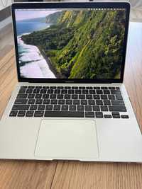 MacBook Air 13″ M1 8/256 GB + Чохол в подарунок