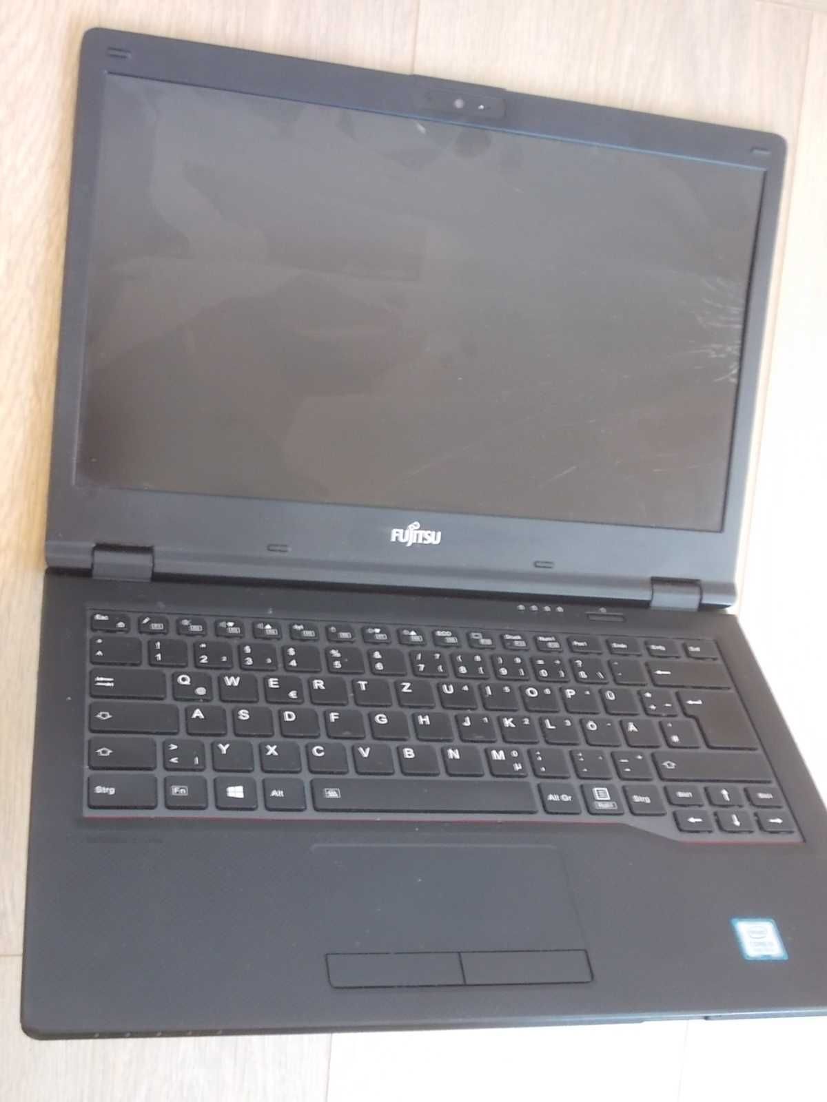Fujitsu Lifebook E548 Core i5 8gen 8GB DDR4 256GB SSD