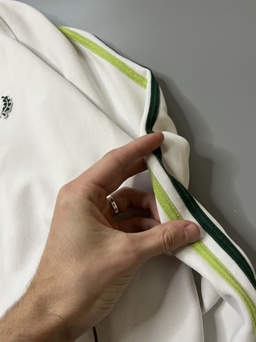 вінтажна олімпійка від Fred Perry на лампасах