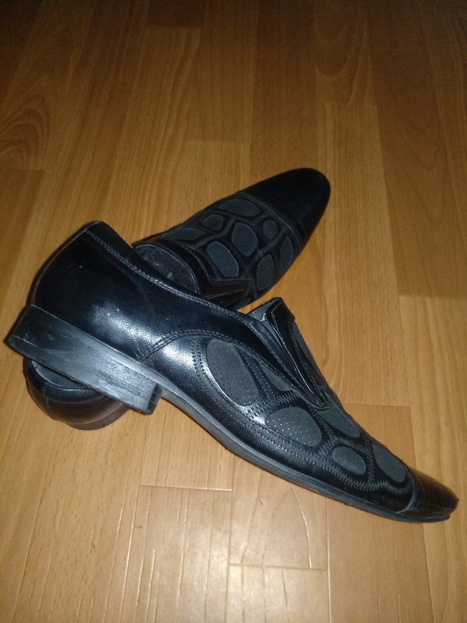 Туфли мужские brooman, 39 размер.б/у
