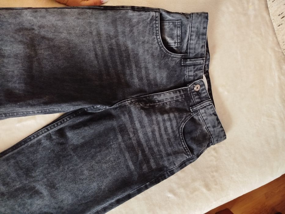 Spodnie dżinsy idealne czarne 146