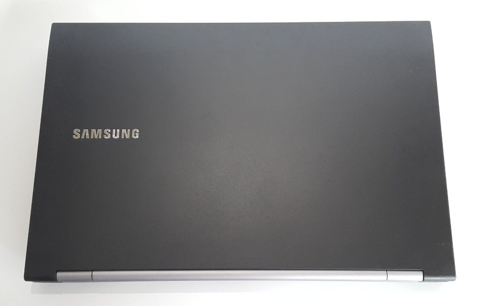 Biznesowy Laptop Samsung NP400B5C * 16GB * 256GB SSD