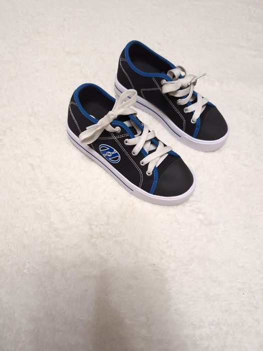 Роликові кросівки 33р. 21.см Kelly's нові
Є дві пари 34 та 33-го розмі