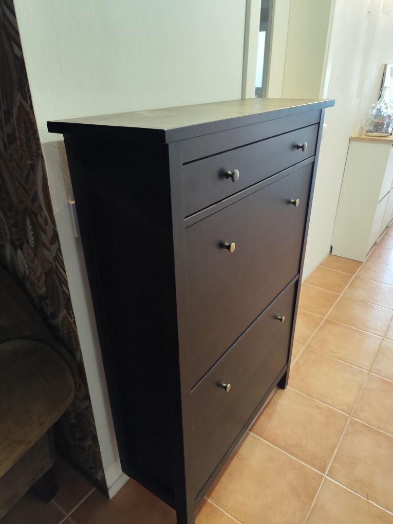 Sapateira IKEA Hemnes , como nova