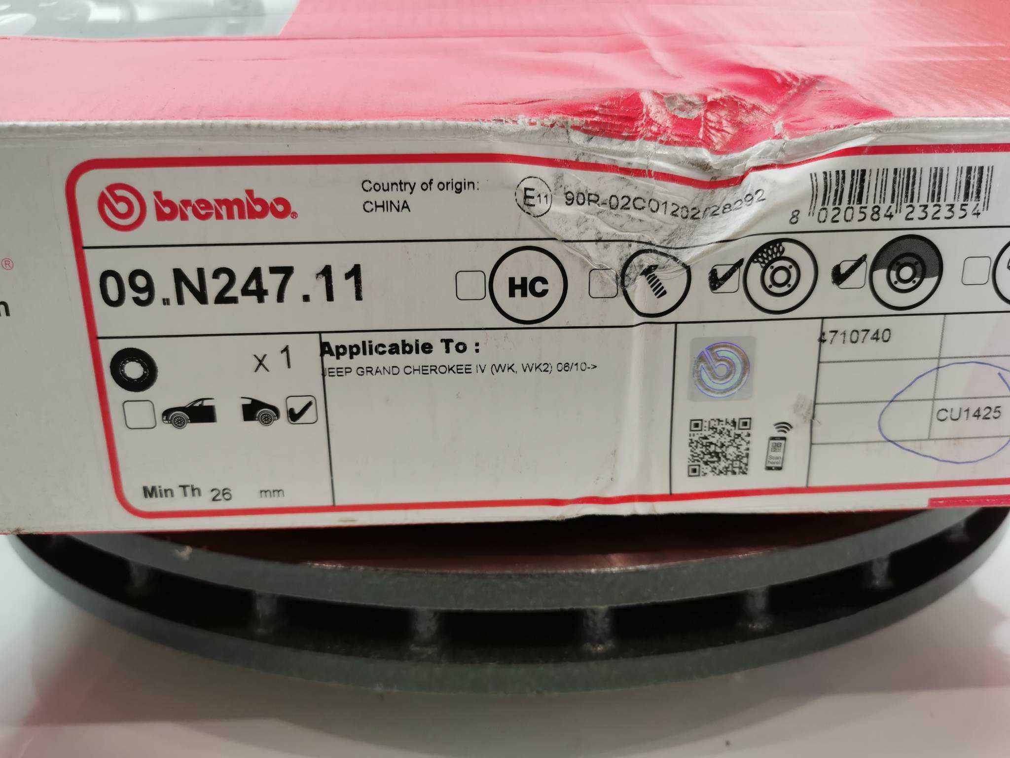 Brembo  Tarcza hamulcowa CHEROKEE IV Van tył KOMPLET