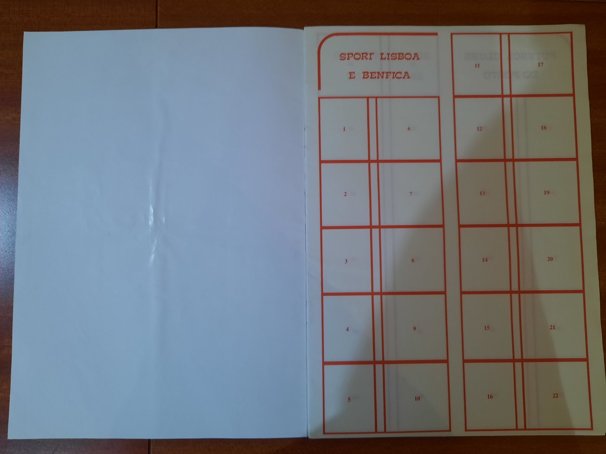 Caderneta de cromos Riso e Futebol 1983