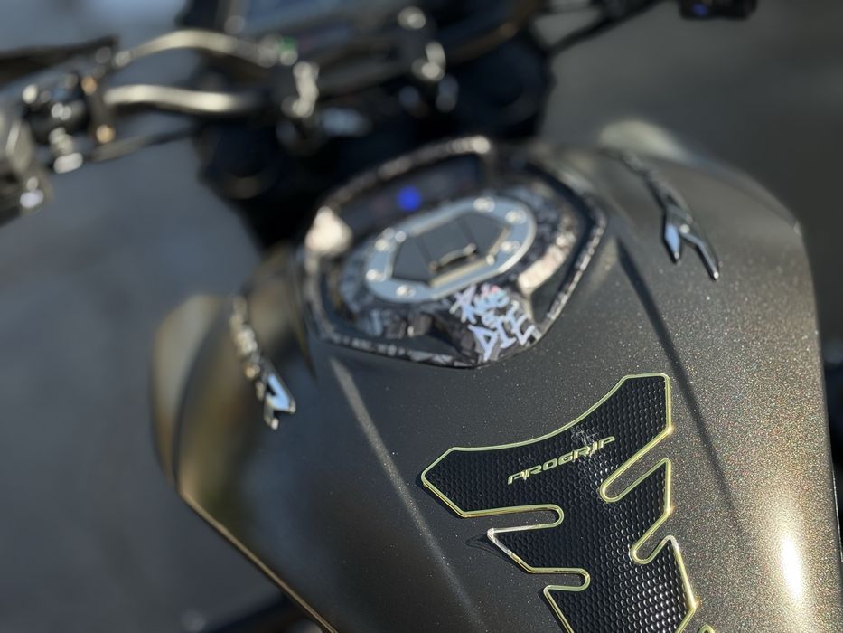 Bajaj dominar 400 ug