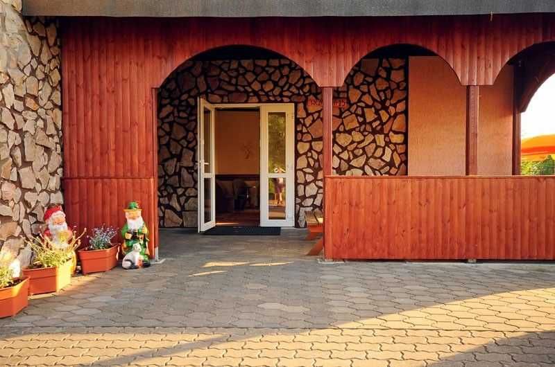 Pokoje Gościnne Pelikan Dąbki - morze, jezioro, parking