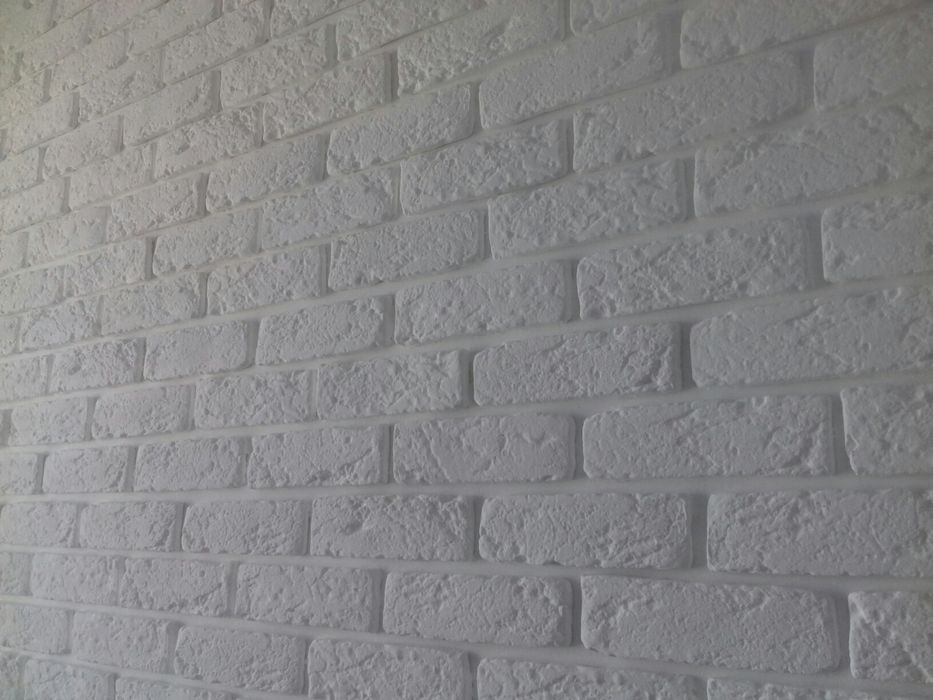 Плиточник. Сантехник. Электрик. Штукатурка. Стяжка. Поклейка обоев.