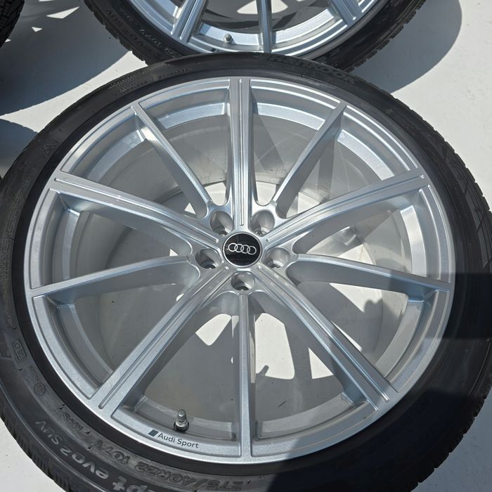 Audi Q8 SQ8 Q7 SQ7 Audi Sport 5X112 275/40R22 107V 22'' ET18 4X