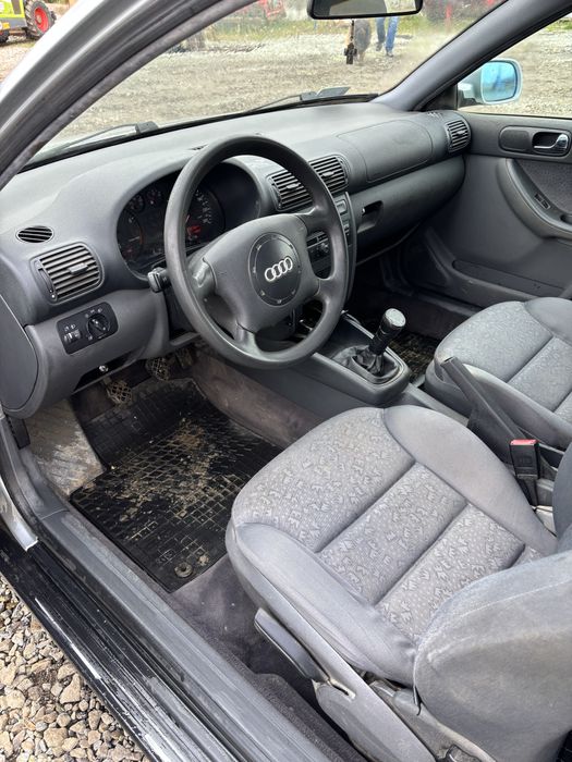 Audi A3 1.6 BENZYNA