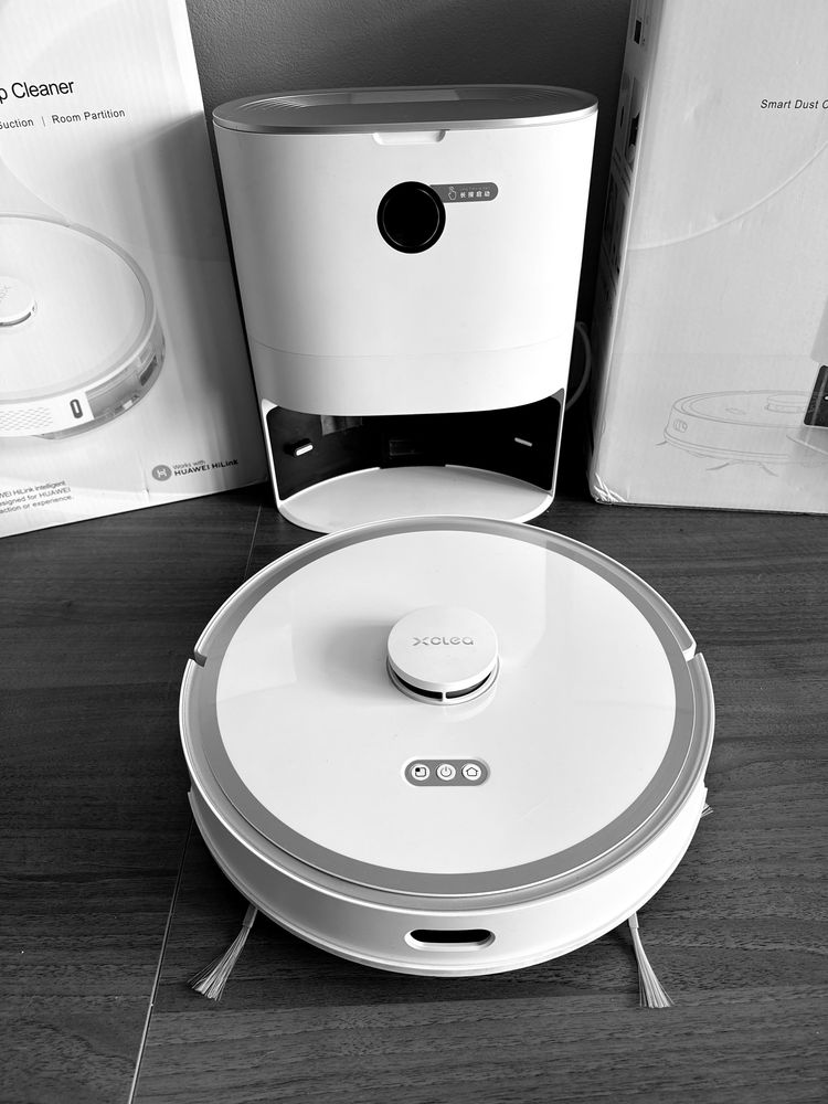 Робот пилосос з базою Xclea H30 Plus
