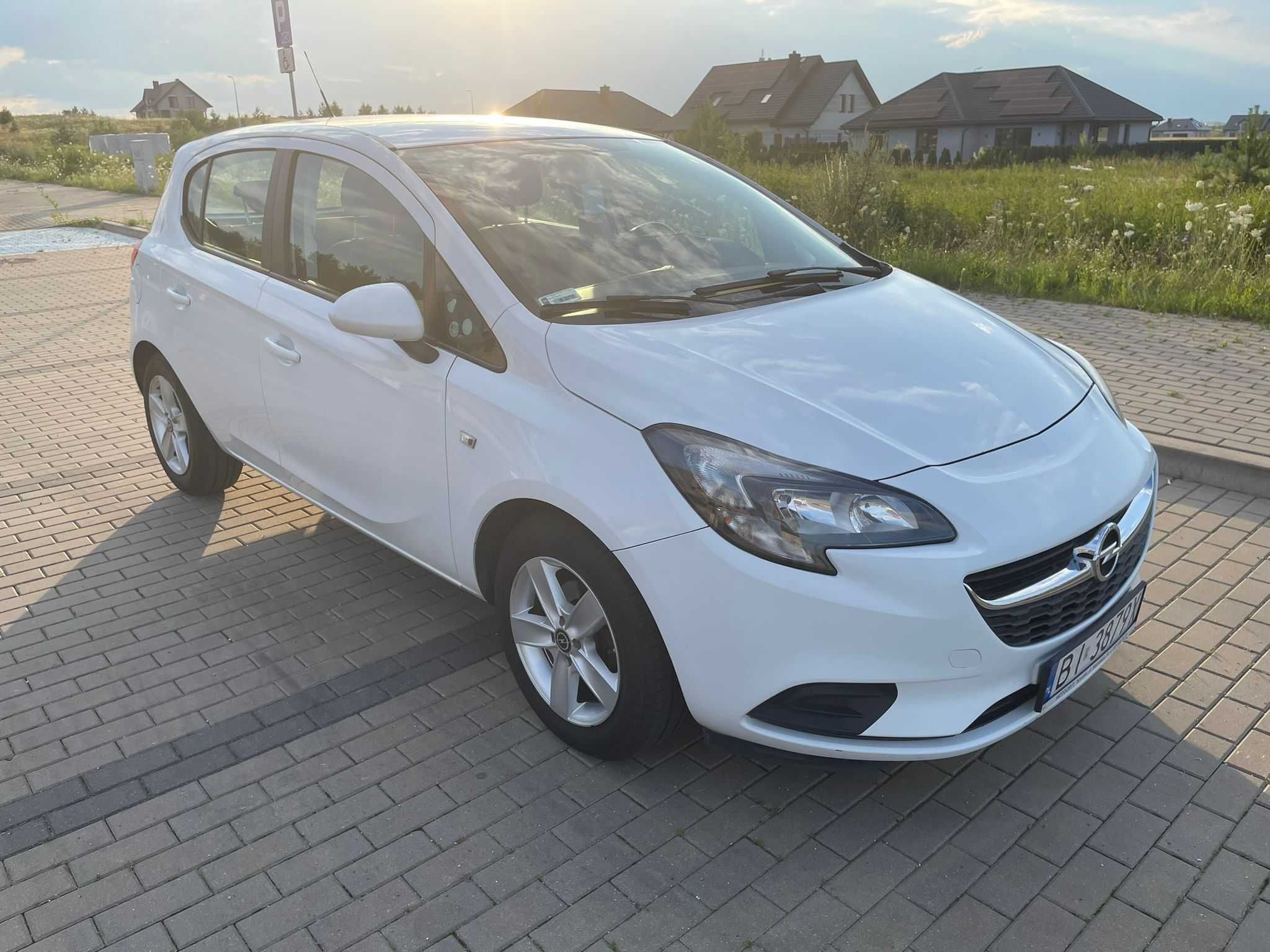 Opel Corsa 1.4 benzyna, 2017 r. serwisowany, pierwszy wł. Faktura VAT