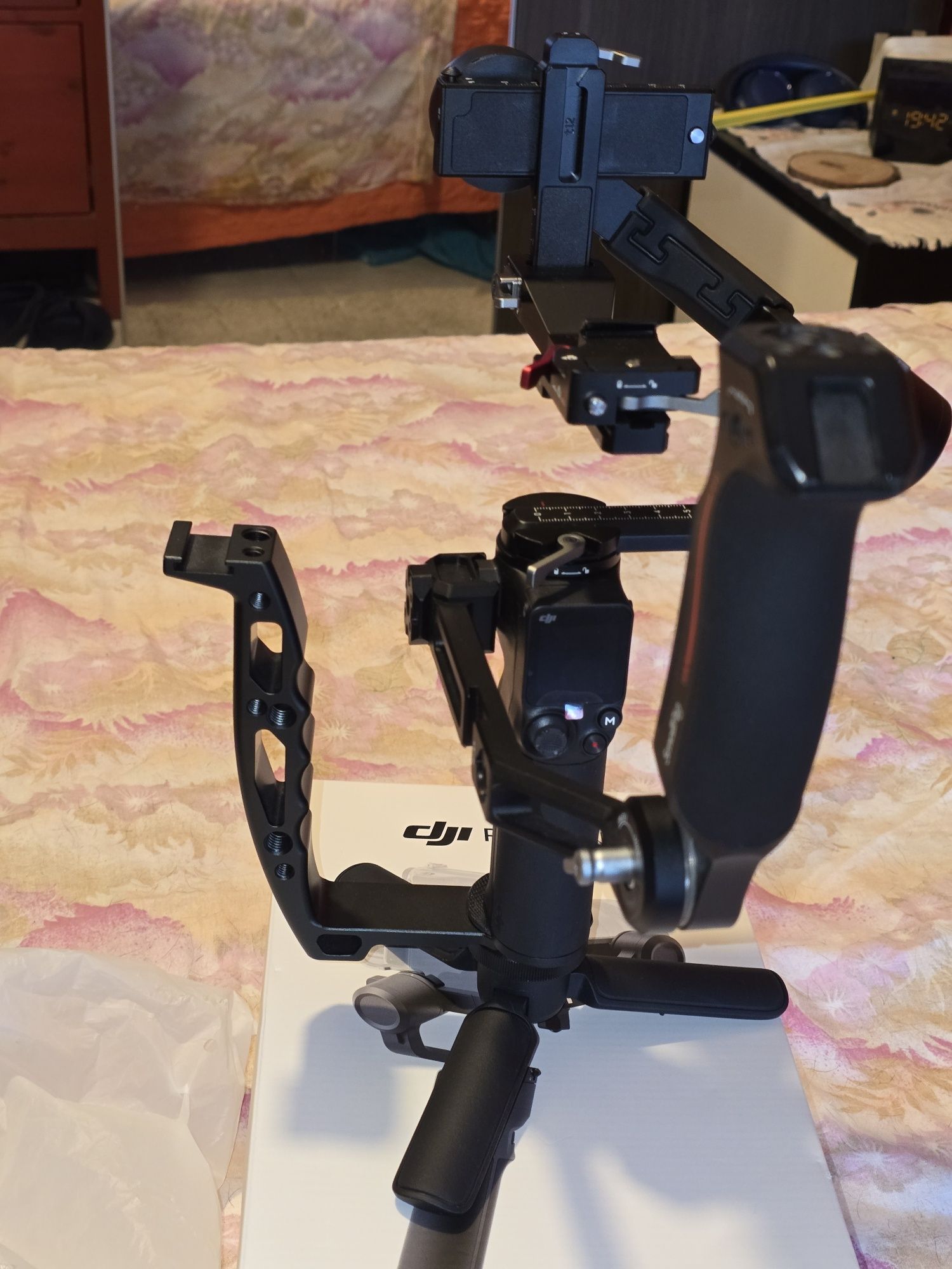 DJI RS3 Mini + Extras (Gimbal) como Novo