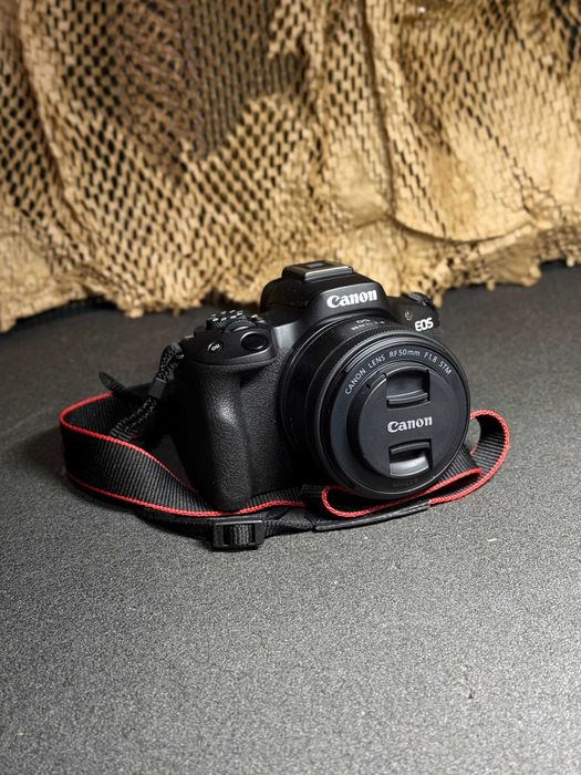 набір Canon EOS R50 + Canon RF 50 mm f/1.8 STM + карта 128 Гб + сумка