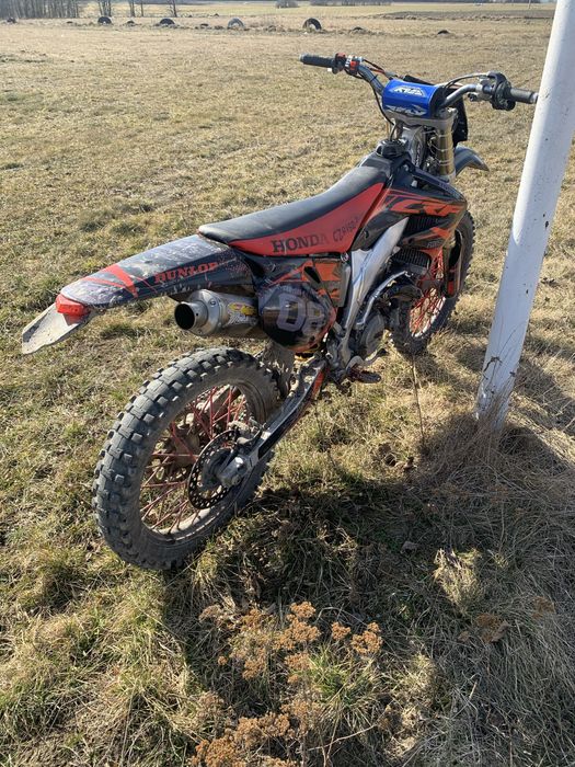 Honda crf 450.