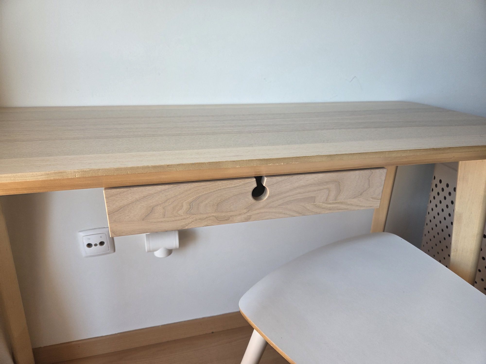 Secretária + Cadeira IKEA