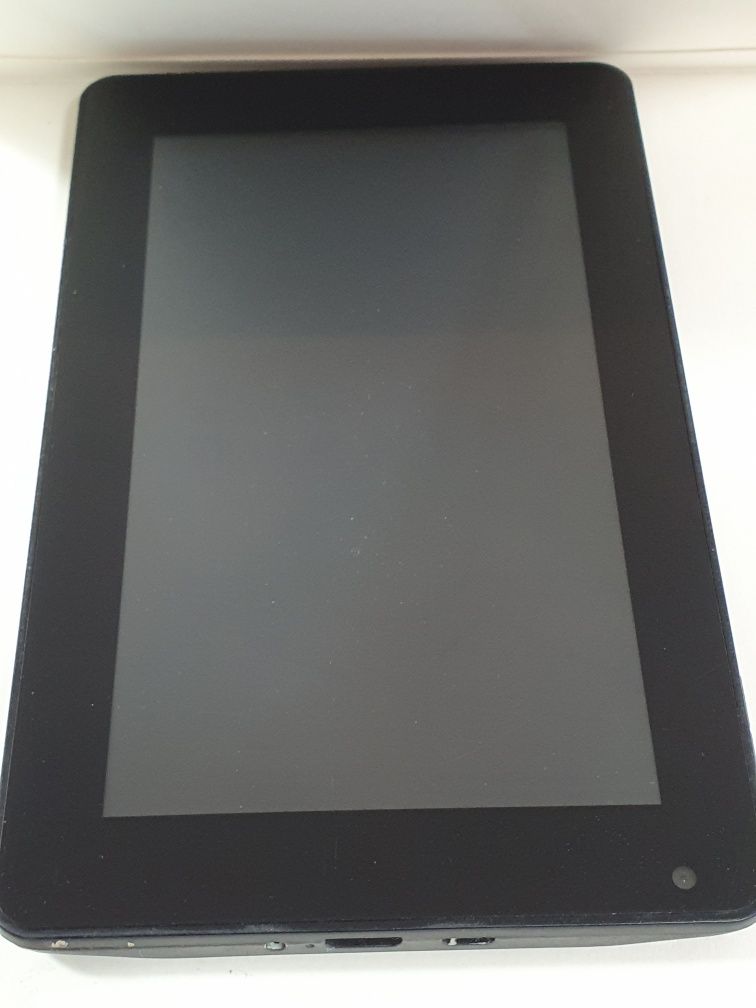 Планшет Assistant AP-704
