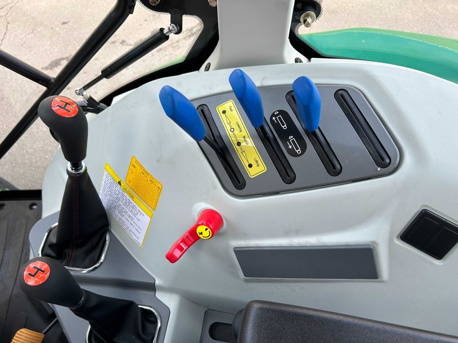 Трактор колісний КИЙ-14904