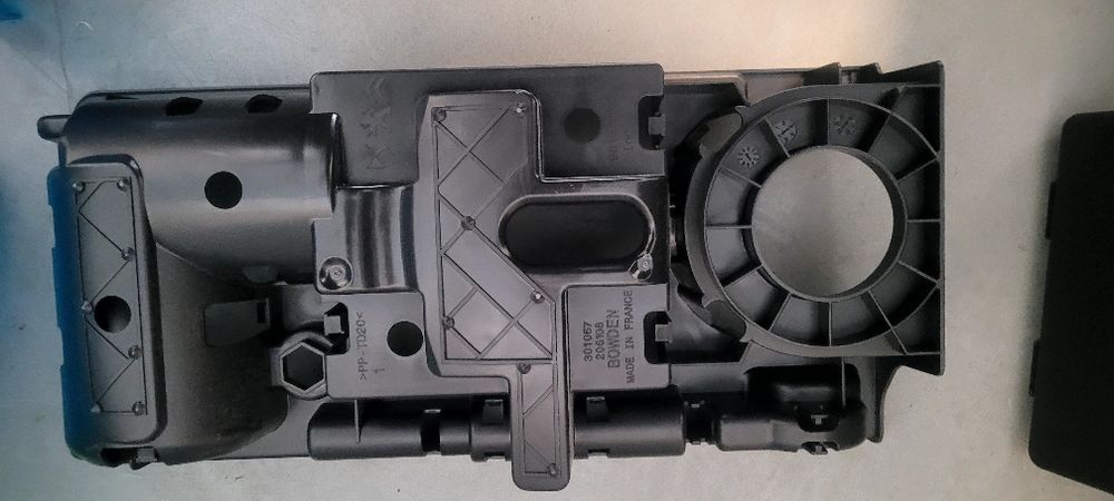 Pojemnik na kompresor opel grandland "zestaw naprawczy koła"