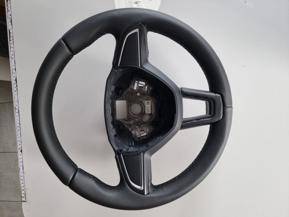 Кермо, руль , Skoda Fabia 3