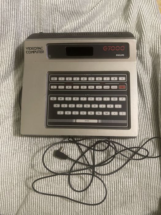 Винтажная приставка Филипс Philips G 7000