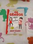 Os gémeos vão a guerra