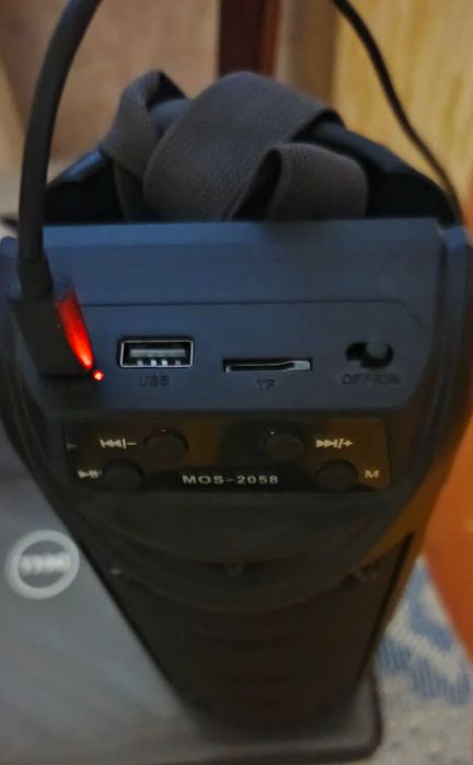 Портативна Bluetooth колонка