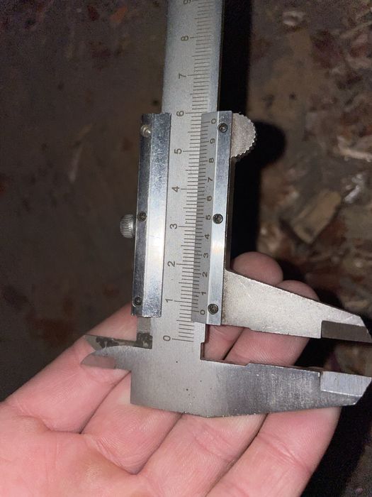 Bridgestone blizzak alenza dm-v2 225/70/16