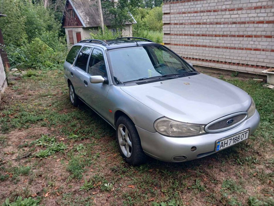 Продам форда робочу княчку