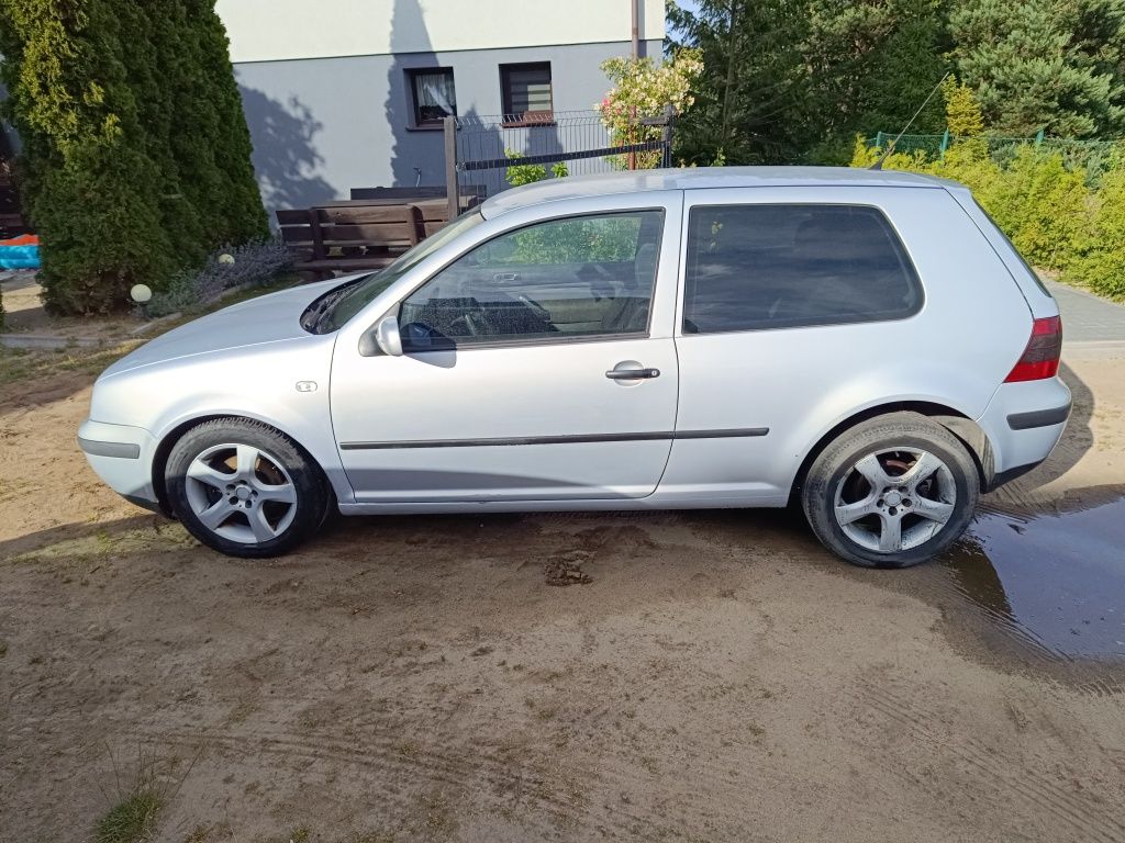 VW golf 4 sprzedam