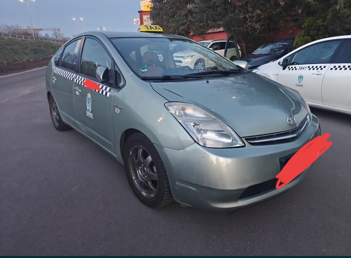 Prius części silnik 1.5 skrzynia Klapa tył Drzwi prawe przód tył deska