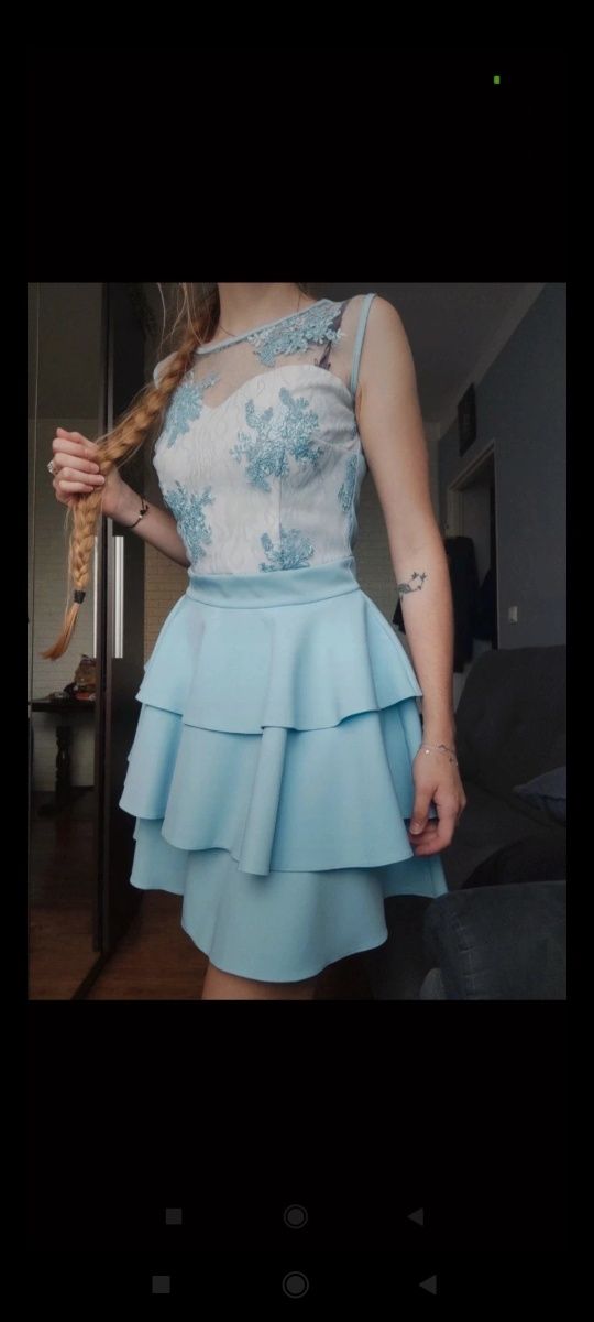 Sukienka balowa błękitna