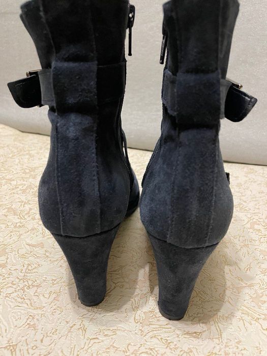 НОВІ брендові іспанські елегантні  шкіряні черевики 37