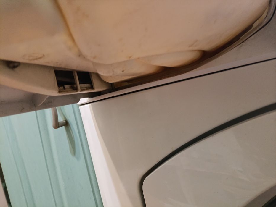 Пральна машина фронтальна Hotpoint Ariston ARSL 100