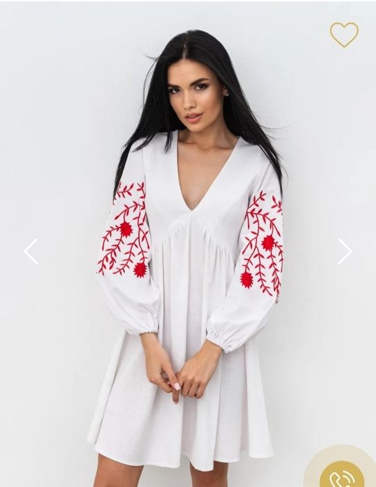 Продам плаття з вишитими рукавами