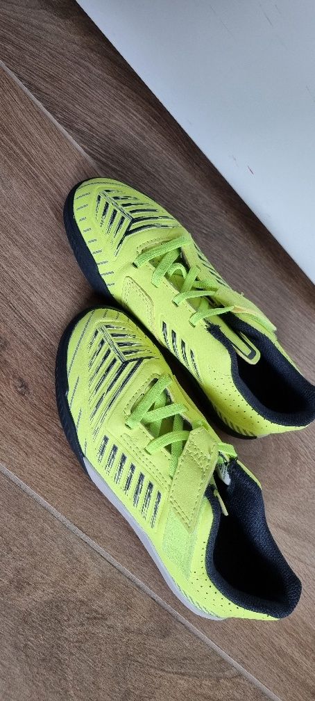 Buty sportowe z Decathlon rozm. 31