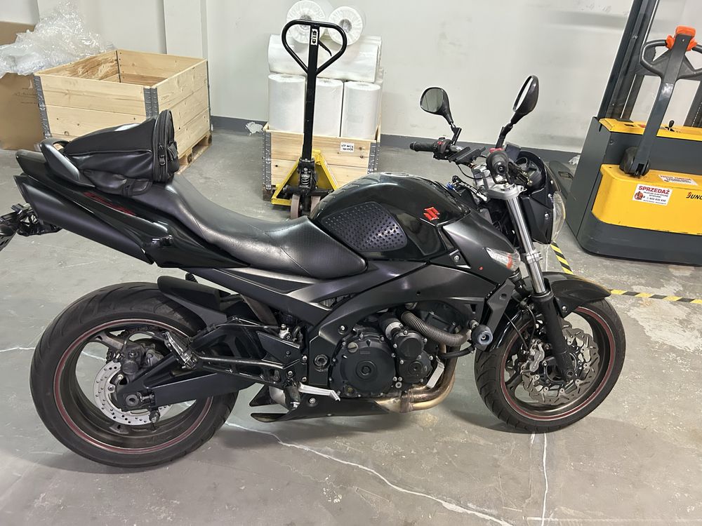 Suzuki Gsr 600 Zadbany