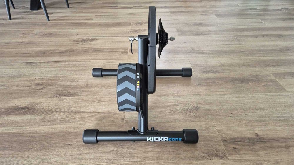 Trenażer interaktywny WAHOO KICKR Core+ Kaseta 9-rzędowa