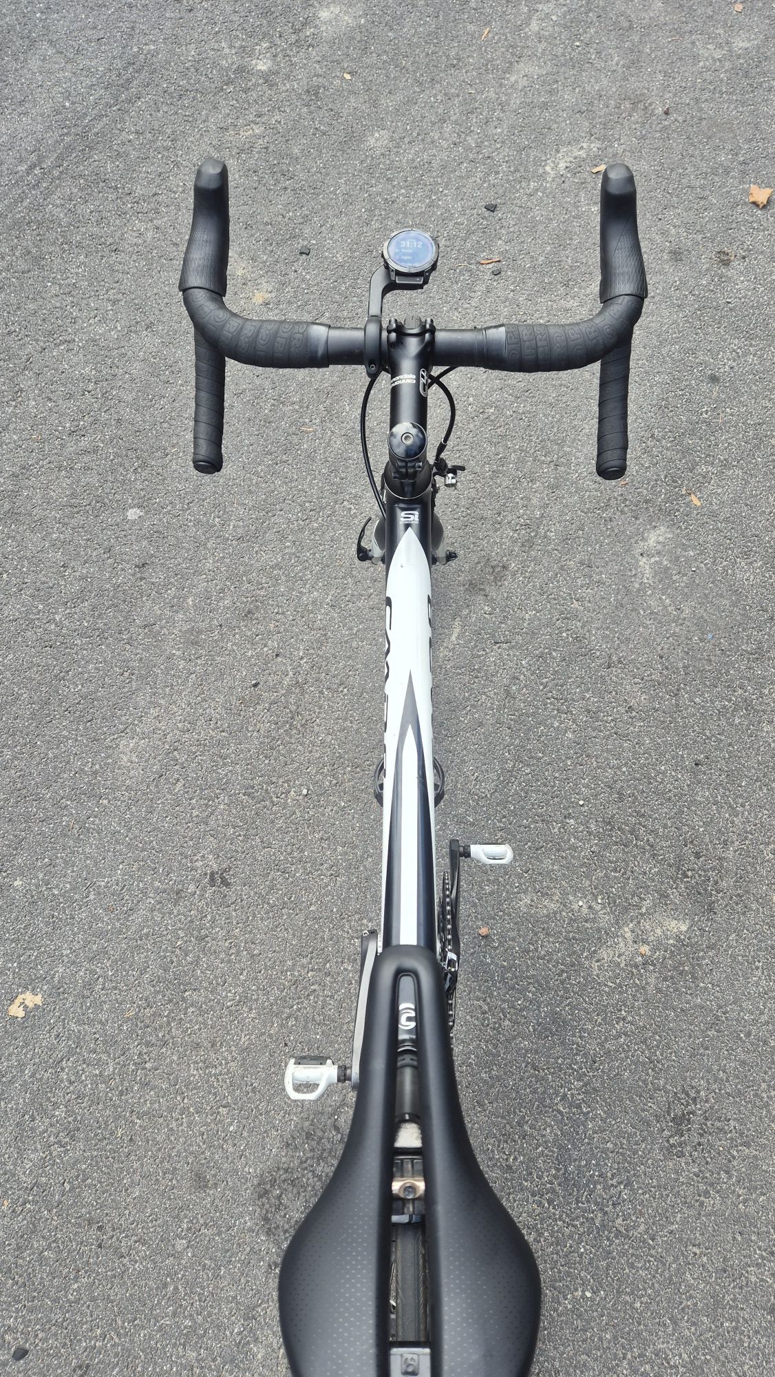 Rower szosowy Cannondale Caad 8 | 54 | Shimano 105 | FFWD |