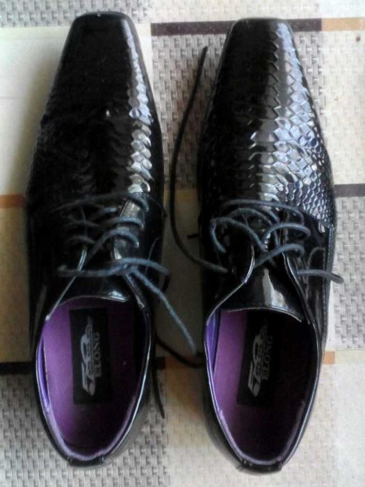 классные мужские туфли "Elong" - 40 р.