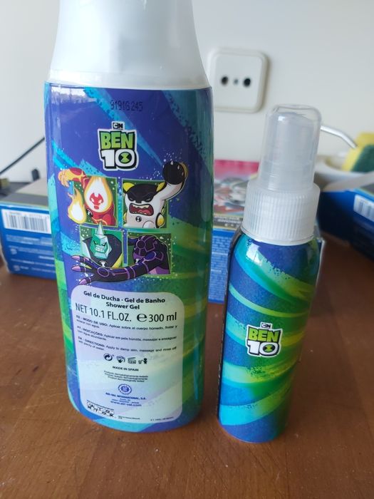 Toilette criança com água de colonia e gel de duche