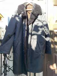 Зимове чоловіче пальто