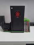 X box series X + Krzesło  Gamingowe hells's Chair + 2 pady i + 17 Gier