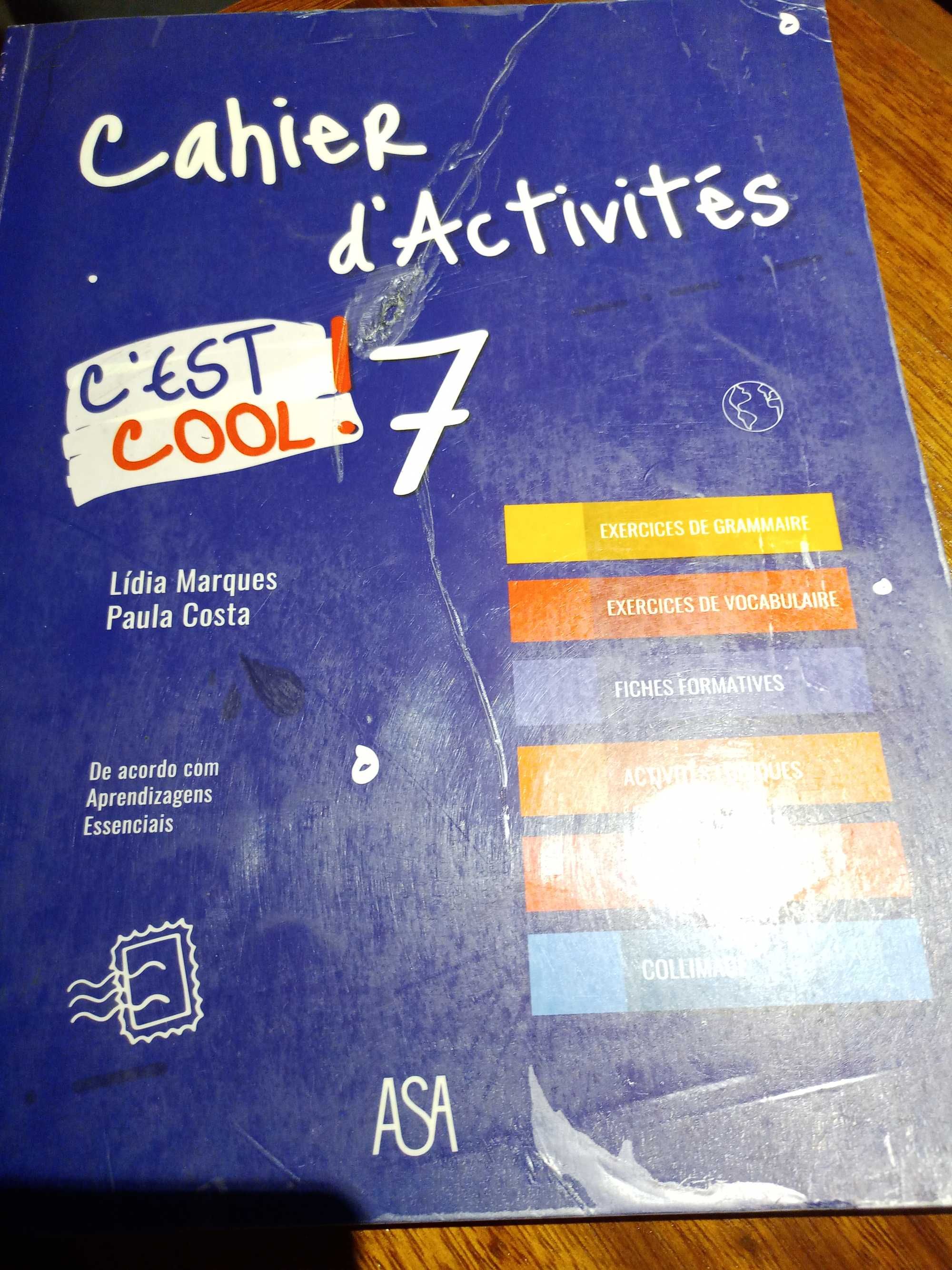 Caderno de atividades de francês 7°ano