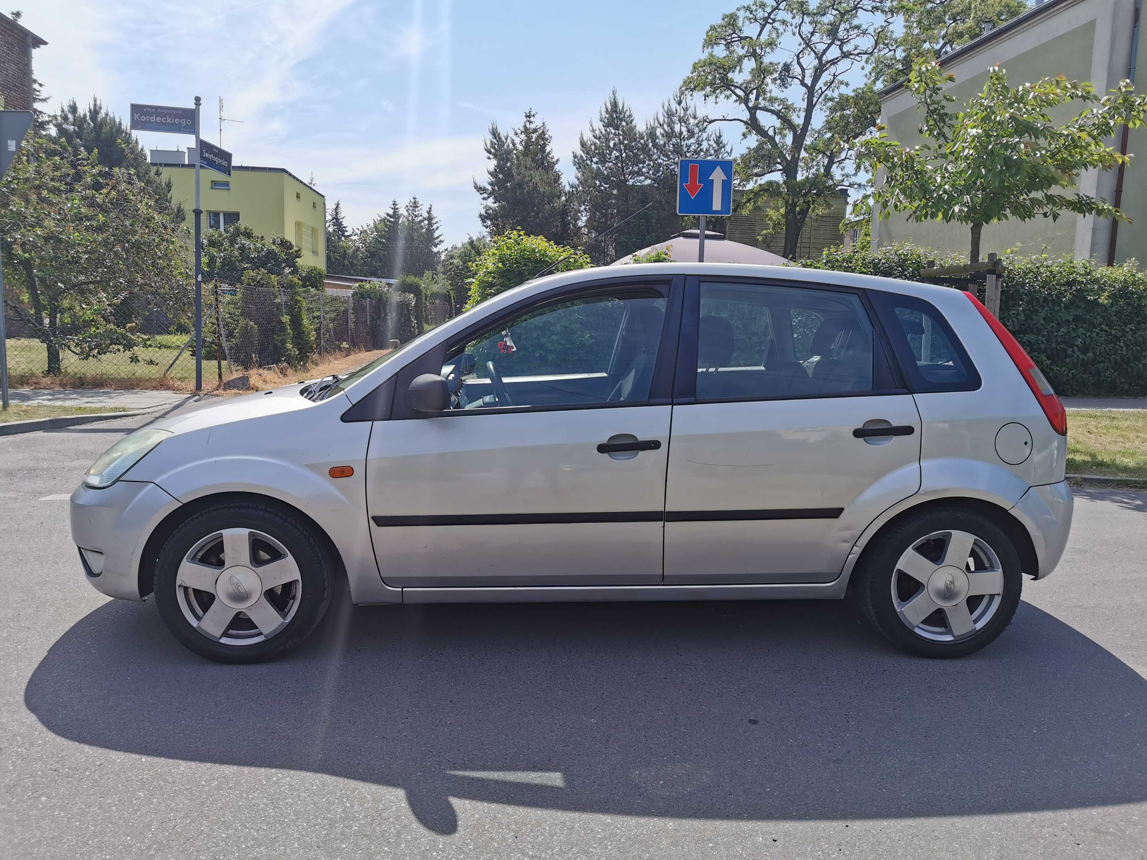 Ford Fiesta 1.3 Benzyna AUTOMAT Klima Alu-felgi 5d 2004r.