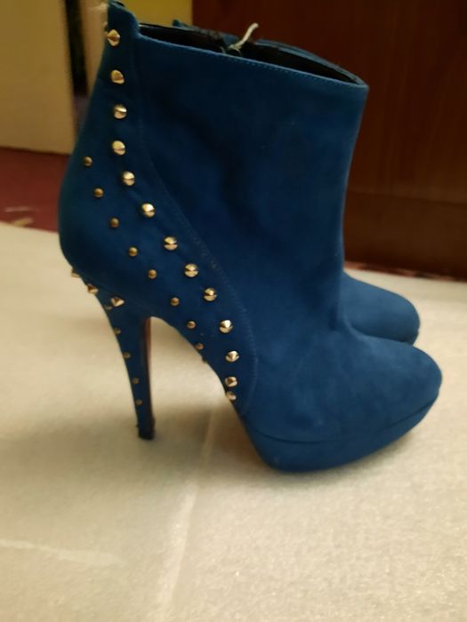 Продам напівчоботи