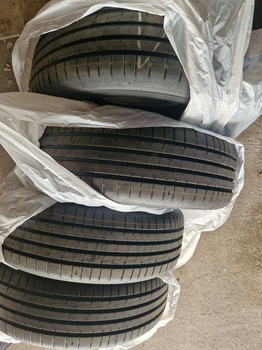 Opony 215/65 R17 Hankook Ventus Prime 4 - 2025 r - Jak Nowe -