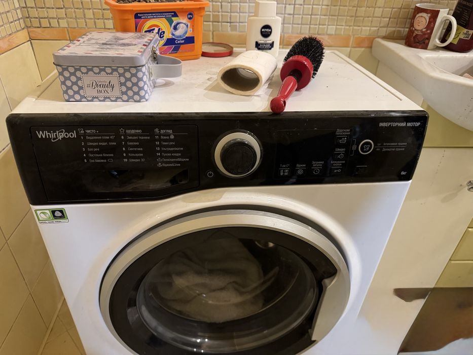 Пральна машинка WHIRLPOOL WRBSB 6228 Б/У