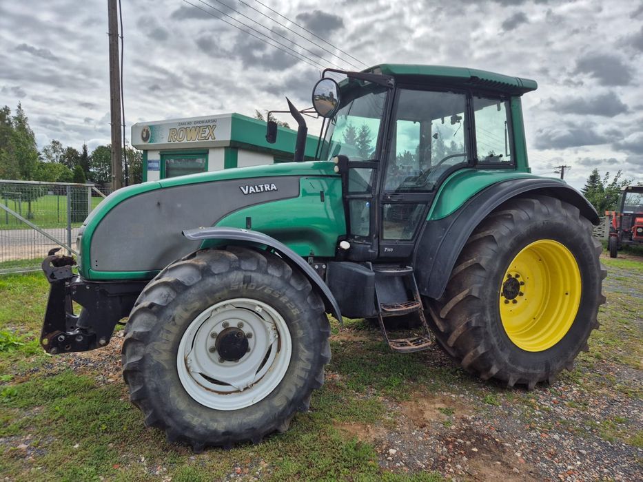 Ciągnik Valtra T140